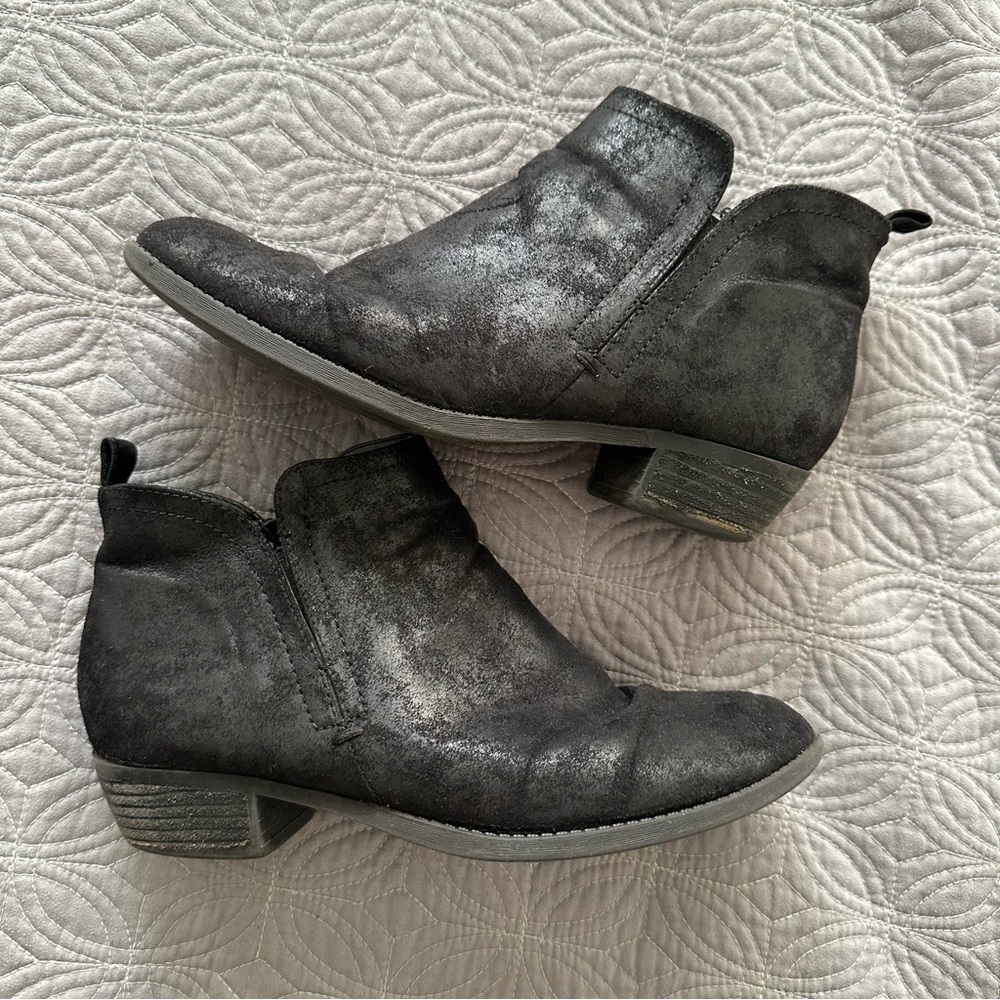 Black Shimmer Carlos by Carlos Santana Boe Ankle Booties